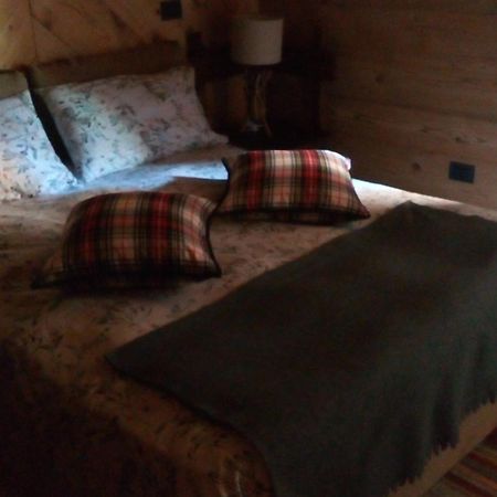 B&B L'Abric - Centro Storico Di Limonetto 利莫内皮埃蒙特 客房 照片